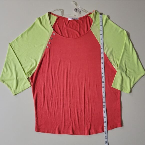 Femme by Tresics Women's Bright Raglan Sleeve Top - Picture 4 of 11
